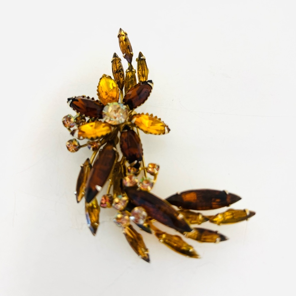 Vintage Amber Brooch